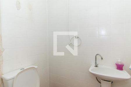 Casa à venda com 100m², 2 quartos e 2 vagasBanheiro de Serviço