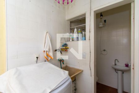 Casa à venda com 100m², 2 quartos e 2 vagasÁrea de Serviço