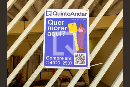 Casa à venda com 100m², 2 quartos e 2 vagasPlaca instalada