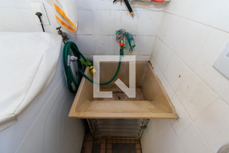 Casa à venda com 100m², 2 quartos e 2 vagasÁrea de Serviço