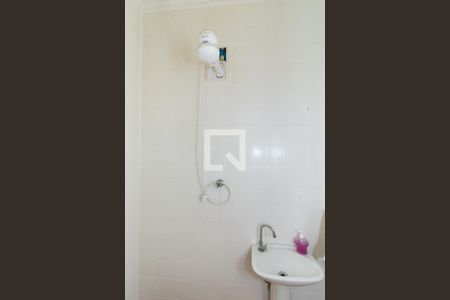 Casa à venda com 100m², 2 quartos e 2 vagasBanheiro de Serviço