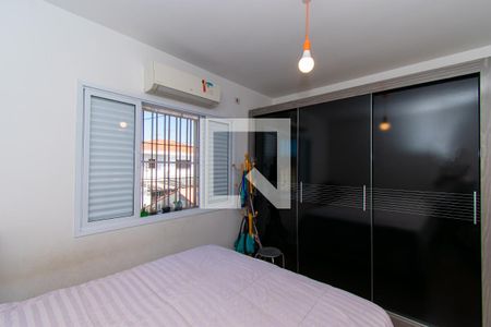 Casa à venda com 100m², 2 quartos e 2 vagasQuarto 1