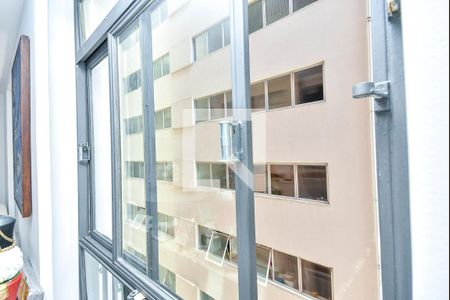 Sala  de apartamento para alugar com 2 quartos, 95m² em Cerqueira César, São Paulo