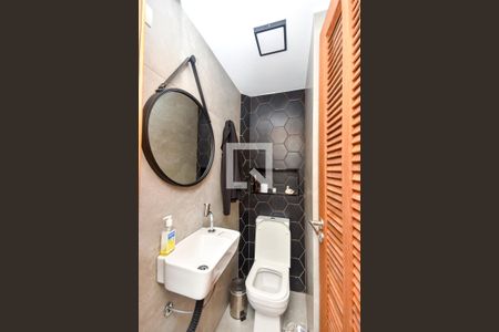 Apartamento para alugar com 95m², 2 quartos e 1 vagaBanheiro de Serviço