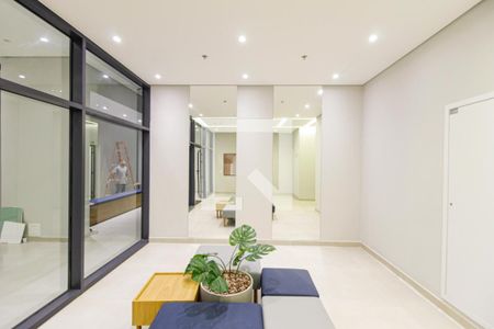 Studio à venda com 27m², 1 quarto e sem vaga Studio à venda com 27m², 1 quarto e sem vagaHall de Entrada