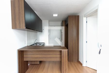 Sala/Cozinha de apartamento para alugar com 1 quarto, 25m² em Água Branca, São Paulo