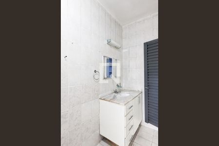 Banheiro de casa para alugar com 1 quarto, 80m² em Parque Terra Nova Ii, São Bernardo do Campo