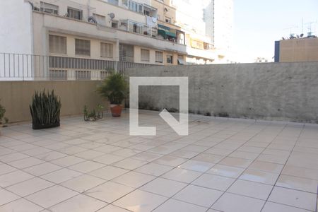 Apartamento à venda com 100m², 1 quarto e sem vagavaranda