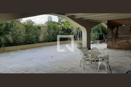 Apartamento à venda com 345m², 4 quartos e 4 vagas