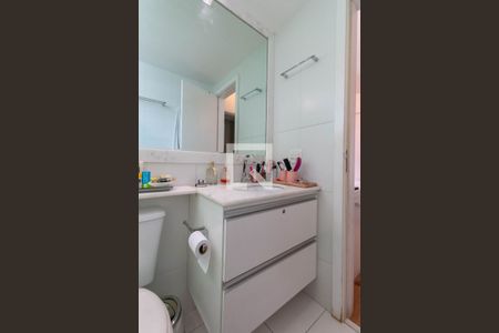 Apartamento à venda com 142m², 3 quartos e 3 vagas Apartamento à venda com 142m², 3 quartos e 3 vagasBanheiro da Suíte 2