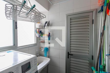 Apartamento à venda com 142m², 3 quartos e 3 vagas Apartamento à venda com 142m², 3 quartos e 3 vagasÁrea de Serviço