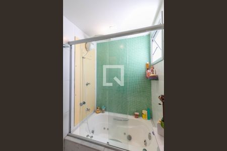 Apartamento à venda com 142m², 3 quartos e 3 vagas Apartamento à venda com 142m², 3 quartos e 3 vagasBanheiro da Suíte 2