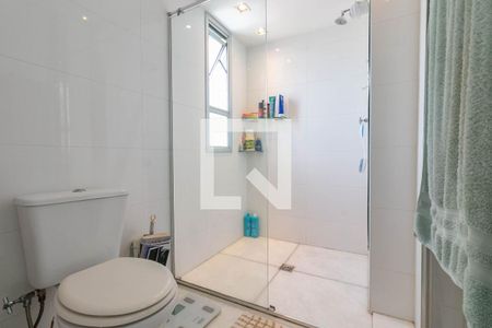 Apartamento à venda com 142m², 3 quartos e 3 vagas Apartamento à venda com 142m², 3 quartos e 3 vagasBanheiro Social