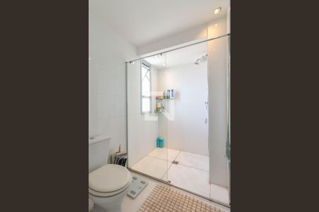 Apartamento à venda com 142m², 3 quartos e 3 vagas Apartamento à venda com 142m², 3 quartos e 3 vagasBanheiro Social