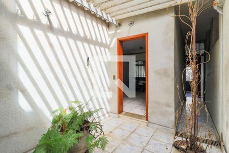 Casa à venda com 125m², 3 quartos e 2 vagasQuintal 2