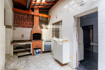 Casa à venda com 125m², 3 quartos e 2 vagasChurrasqueira/Quintal