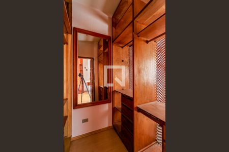 Casa à venda com 125m², 3 quartos e 2 vagasCloset da Suíte