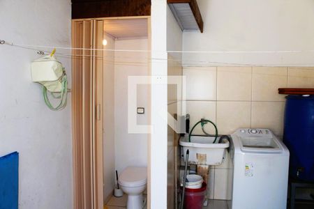 Casa à venda com 200m², 4 quartos e 1 vagaBanheiro de serviço