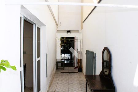 Casa à venda com 200m², 4 quartos e 1 vagaQuintal