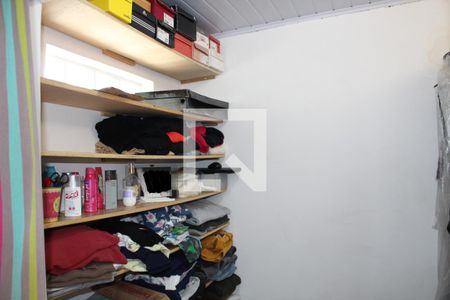 Casa à venda com 200m², 4 quartos e 1 vagaCloset Quarto 4