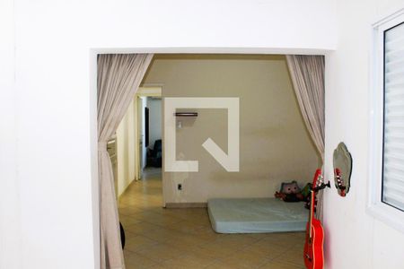 Casa à venda com 200m², 4 quartos e 1 vagaQuarto 3 na parte de cima do Sobrado