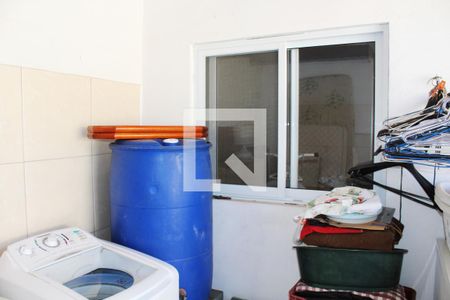 Casa à venda com 200m², 4 quartos e 1 vagaÁrea de Serviço