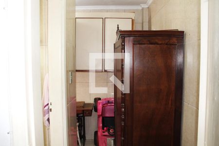 Quarto 1 (Suíte) no piso térreo do sobrado de casa à venda com 4 quartos, 200m² em Jardim Humaitá, São Paulo