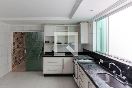 Casa à venda com 160m², 3 quartos e 2 vagas Casa à venda com 160m², 3 quartos e 2 vagasCozinha