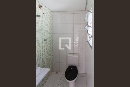 Casa à venda com 160m², 3 quartos e 2 vagas Casa à venda com 160m², 3 quartos e 2 vagasBanheiro de Serviço