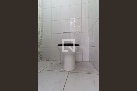 Casa à venda com 160m², 3 quartos e 2 vagas Casa à venda com 160m², 3 quartos e 2 vagasBanheiro de Serviço