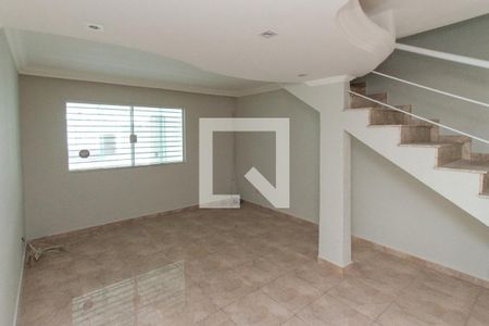 Sala   de casa à venda com 3 quartos, 160m² em Vila Nilo, São Paulo