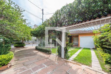 Casa à venda com 280m², 3 quartos e 2 vagas