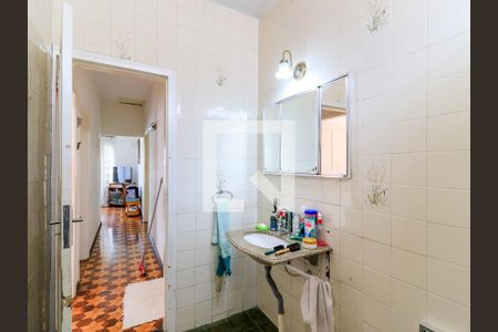 Casa à venda com 240m², 3 quartos e 3 vagas Casa à venda com 240m², 3 quartos e 3 vagasBanheiro