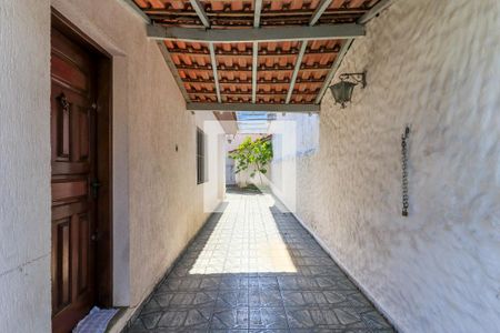 Casa à venda com 240m², 3 quartos e 3 vagas Casa à venda com 240m², 3 quartos e 3 vagasGaragem