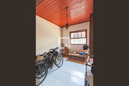 Casa à venda com 240m², 3 quartos e 3 vagas Casa à venda com 240m², 3 quartos e 3 vagasQuarto de Serviço