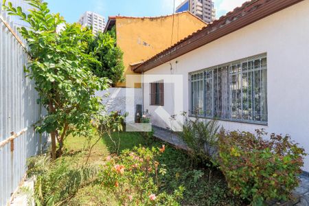 Casa à venda com 240m², 3 quartos e 3 vagas Casa à venda com 240m², 3 quartos e 3 vagasJardim
