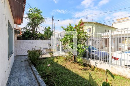 Casa à venda com 240m², 3 quartos e 3 vagas Casa à venda com 240m², 3 quartos e 3 vagasJardim
