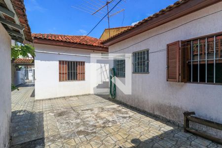 Casa à venda com 240m², 3 quartos e 3 vagas Casa à venda com 240m², 3 quartos e 3 vagasQuintal