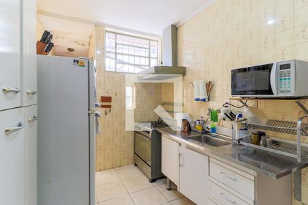 Casa à venda com 240m², 3 quartos e 3 vagas Casa à venda com 240m², 3 quartos e 3 vagasCozinha