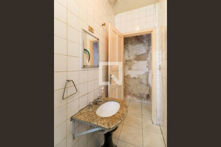 Casa à venda com 240m², 3 quartos e 3 vagas Casa à venda com 240m², 3 quartos e 3 vagasBanheiro de serviço