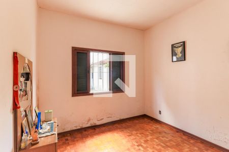 Casa à venda com 240m², 3 quartos e 3 vagas Casa à venda com 240m², 3 quartos e 3 vagasQuarto 3