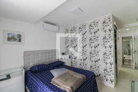 Casa de condomínio para alugar com 430m², 7 quartos e 2 vagas Casa de condomínio para alugar com 430m², 7 quartos e 2 vagasSuíte 2