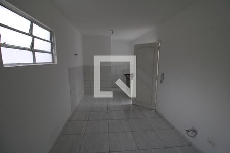Sala / Cozinha de apartamento para alugar com 1 quarto, 30m² em Vila Maria Alta, São Paulo