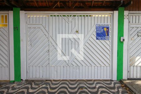 Casa para alugar com 203m², 3 quartos e 5 vagasFachada
