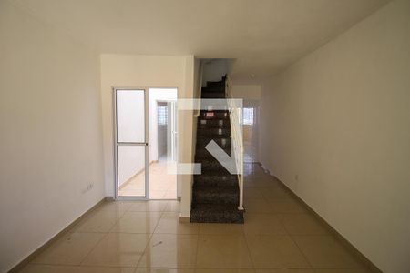 Sala de casa para alugar com 3 quartos, 203m² em Cidade Líder, São Paulo
