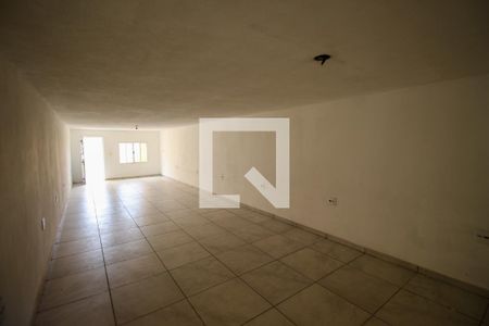 Casa para alugar com 203m², 3 quartos e 5 vagasSalão