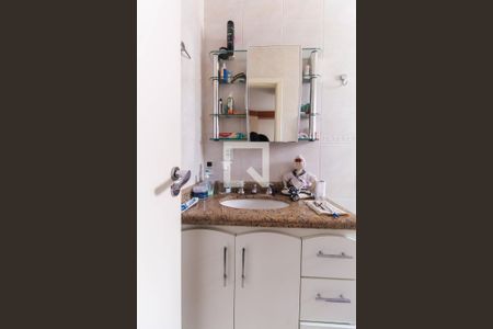 Casa à venda com 250m², 3 quartos e 4 vagasBanheiro da Suíte 3