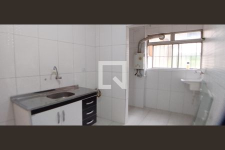 Cozinha de apartamento para alugar com 3 quartos, 70m² em Rio Pequeno, São Paulo