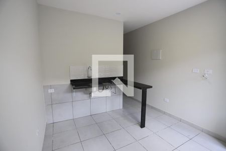 Cozinha de casa para alugar com 1 quarto, 25m² em Vila Monte Sion, Suzano