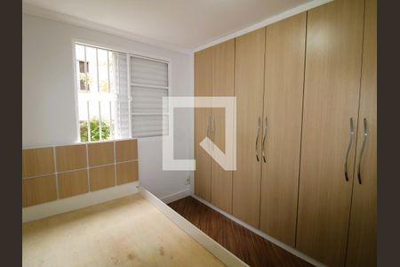 Quarto 2 de apartamento para alugar com 2 quartos, 50m² em Jardim Francisco Mendes, São Paulo